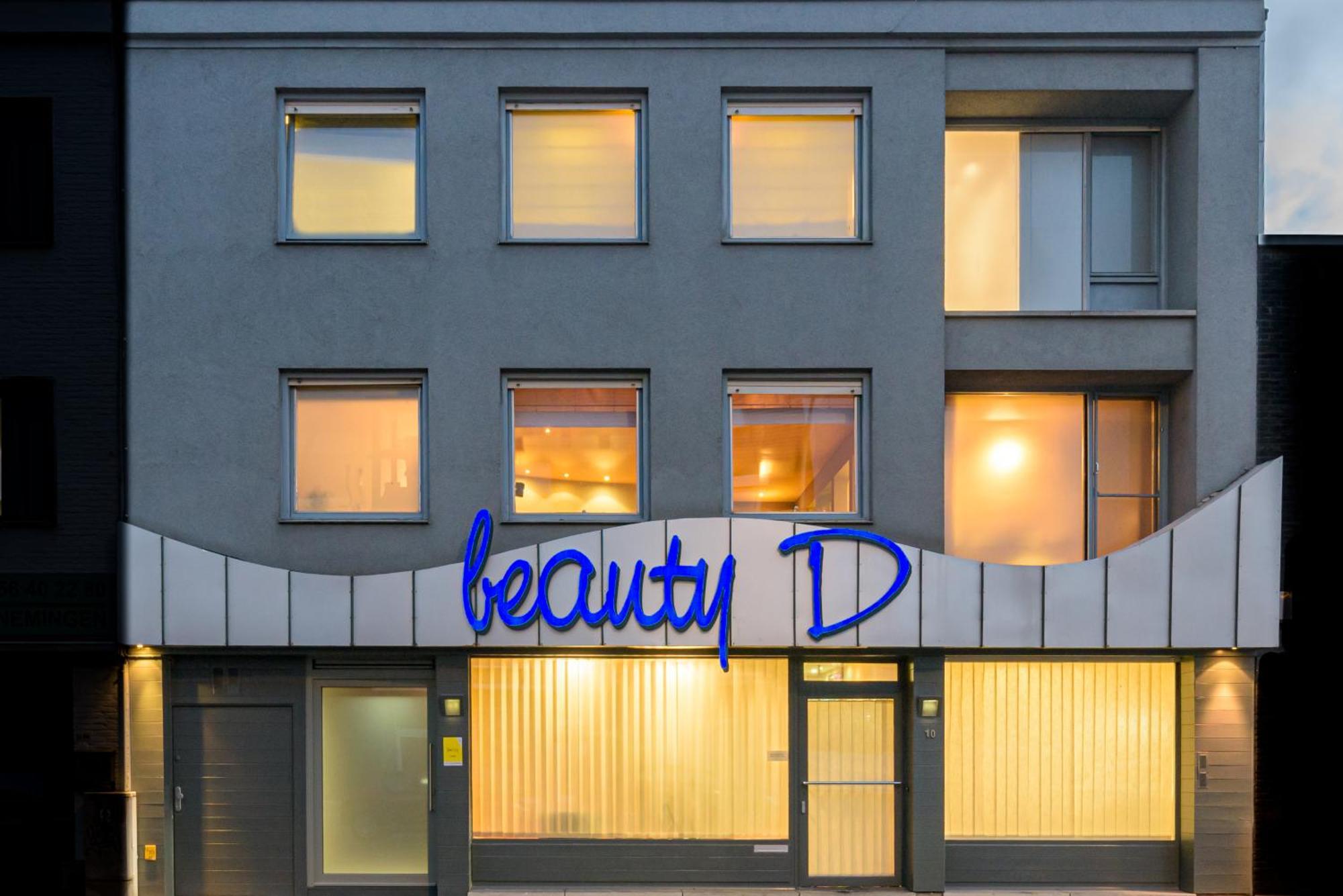 Beautyd Red Room Centrum Gullegem Wevelgem Exterior foto
